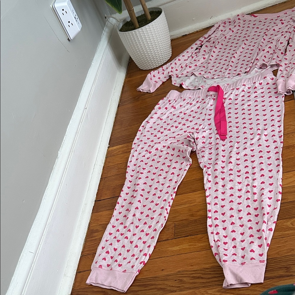 Women's Pink Heart Pajama Set